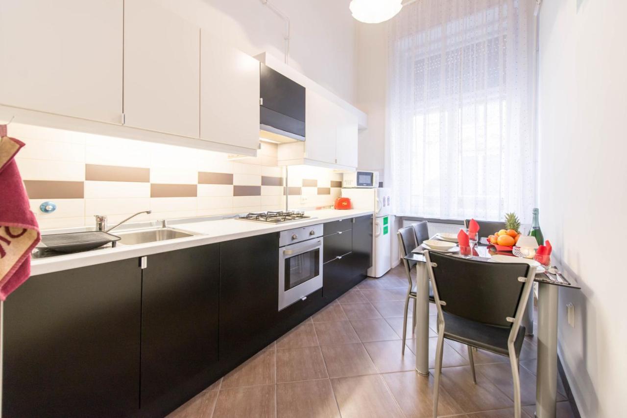 City Center Apartment Budapest Ngoại thất bức ảnh